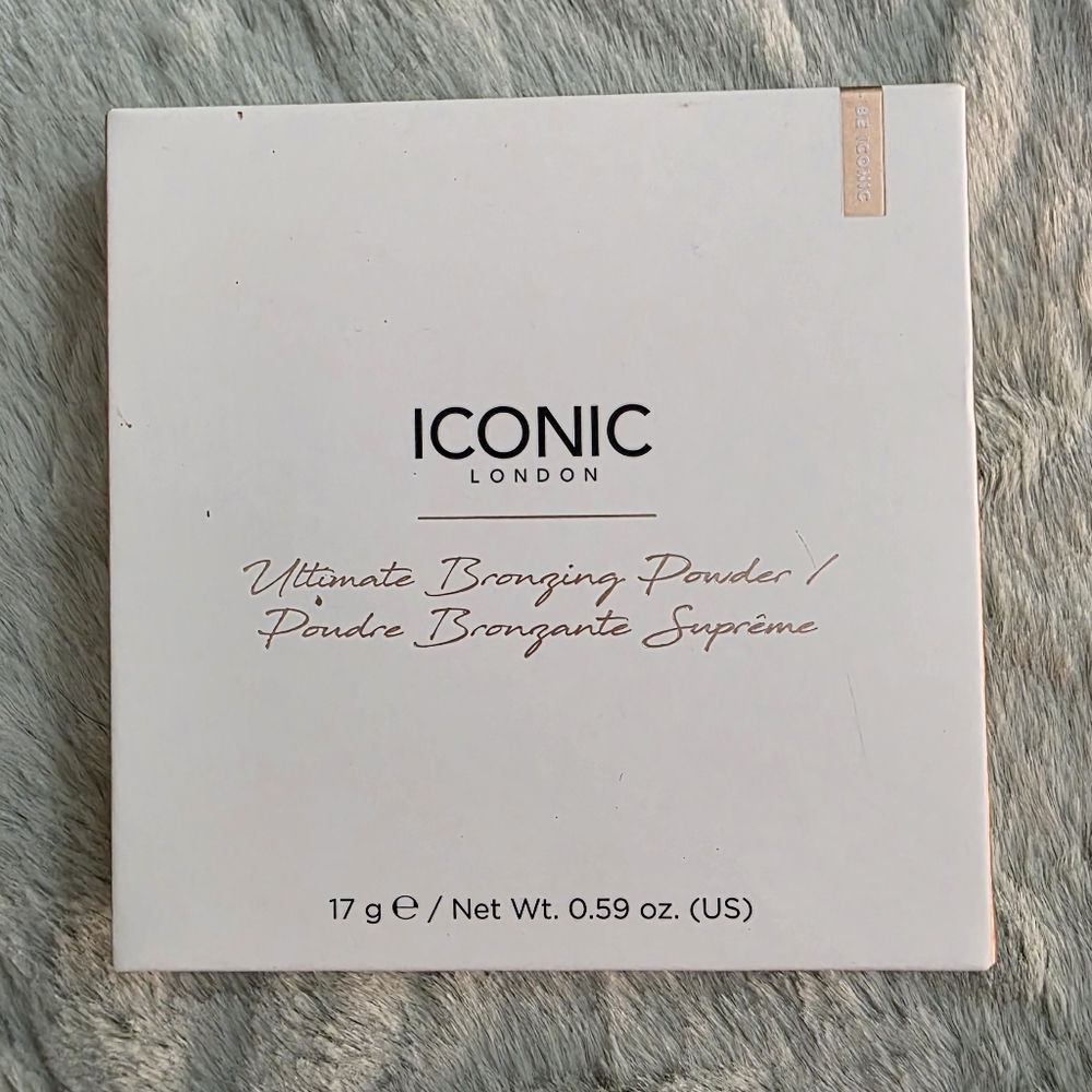 ICONIC London Ultimate Bronzing Powder